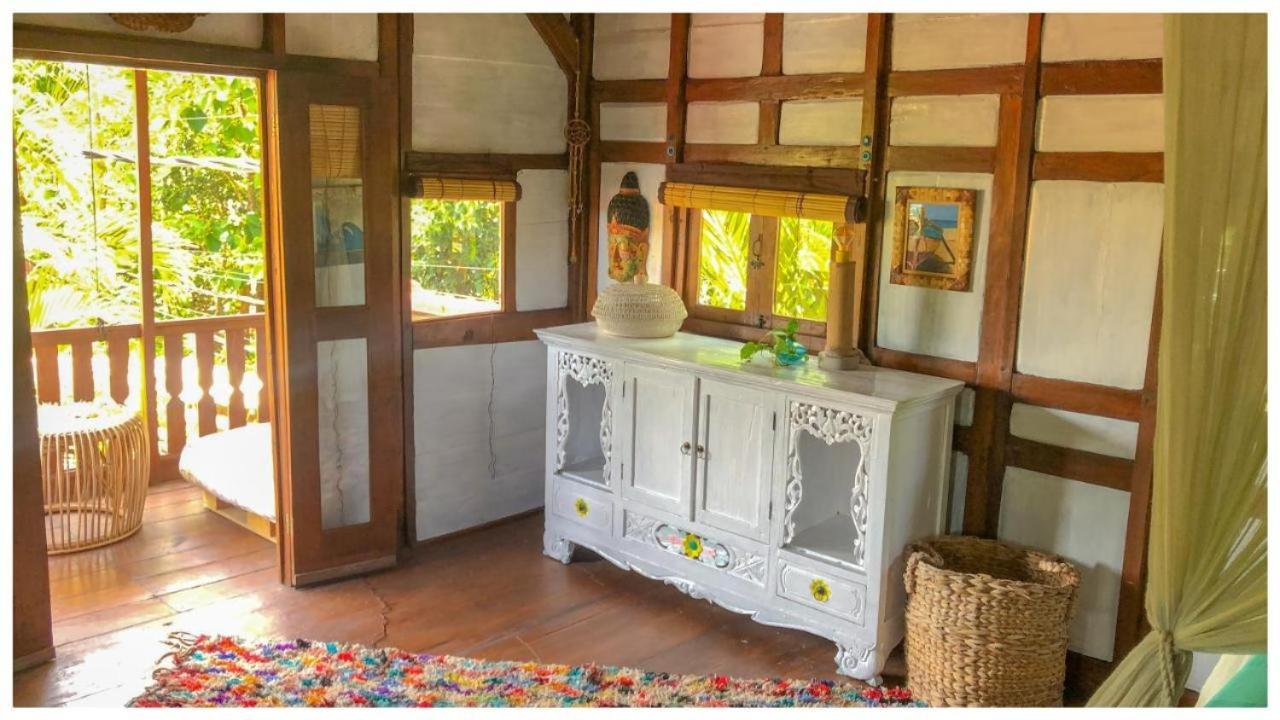 Apartament Surf Joglo Uluwatu Zewnętrze zdjęcie